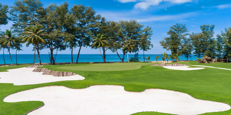 Aquella-golf-course-slide-03